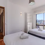 #333 2Br For Families Central Location Apartment Albufeira