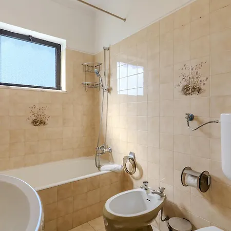 #333 2br For Families Location Apartment